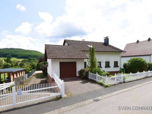 Außenansicht #01 - Traumgarten & XXL-Stellfläche! Idyllisches Einfamilienhaus mit Einliegerwohnung in Kirn-Sulzbach