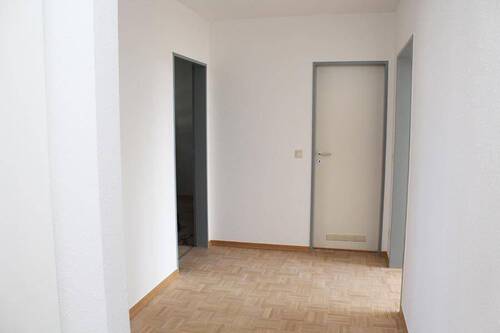 Flur - 2 Zimmer Etagenwohnung in Dresden