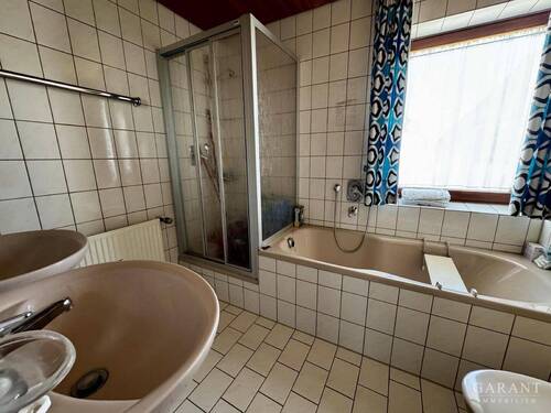 1.OG Badezimmer - 