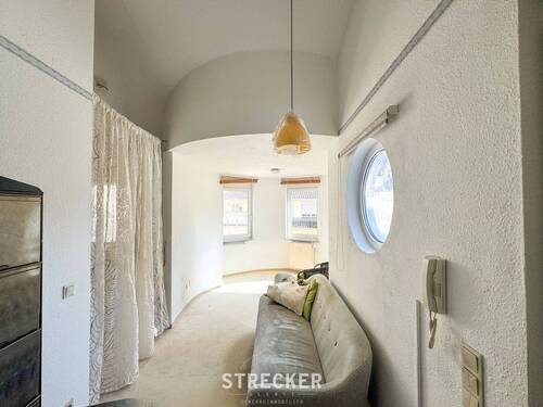 Wohnzimmer - 2 Zimmer Etagenwohnung zur Miete in Karlsruhe