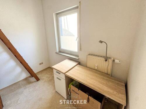 Schlafzimmer - Etagenwohnung mit 27,50 m&sup2; in Karlsruhe zur Miete