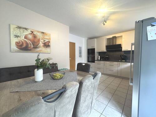Küche mit Essbereich 1.OG - Familienfreundliches Reihenendhaus 6,5 Zimmer mit Garten und Balkon