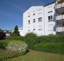 Sonnige 3,5-Zimmer-Wohnung mit Südwest-Balkon und 2 TG-Stellplätzen in Friedrichshafen