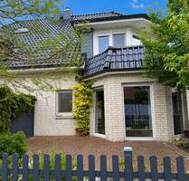 Ihr neues IMMOBILIEN QUARTIER: Dem Meer so nah! Schöne DHH mit 2 Terrassen & Balkon in Steinhude - Wunstorf / Steinhude