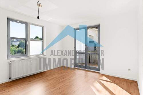 Wohn- und Esszimmer - 