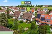 Luftbild - 6 Zimmer Mehrfamilienhaus, Wohnhaus zum Kaufen in Ostfildern / Scharnhausen