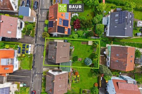 Luftbild - Mehrfamilienhaus, Wohnhaus mit 160,00 m&sup2; in Ostfildern / Scharnhausen zum Kaufen