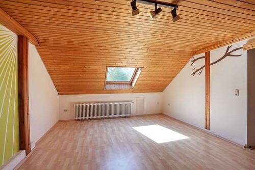 Studio im Dachgeschoss - 