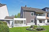 Hausansicht Gartenseite - 8 Zimmer Doppelhaushälfte zum Kaufen in Bochum