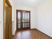 Eingangsbereich - 5 Zimmer Reihenendhaus zum Kaufen in Wiesbaden