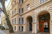 die einheit von aussn - Husemannstraße am Kollwitzplatz: bezugsfreie Verkaufsräume im Vorderhaus in schönem Altbau