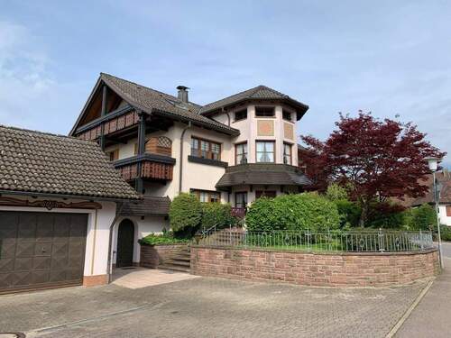 Außenansicht - 2 Zimmer Etagenwohnung zur Miete in Loßburg