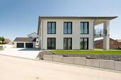 Bild 2 - 7 Zimmer Einfamilienhaus zum Kaufen in Monheim / Warching