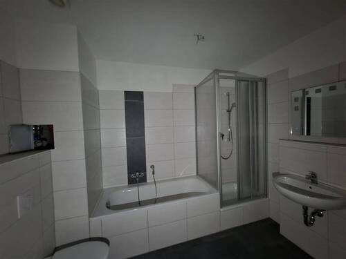 EG - 