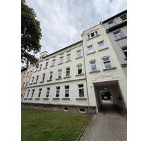 Vollvermietetes und großes MFH mit Balkonen und Stellplätzen in guter und ruhiger Lage! - Chemnitz Sonnenberg
