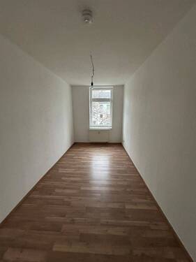2.OG re - 1 Zimmer Mehrfamilienhaus, Wohnhaus in Chemnitz