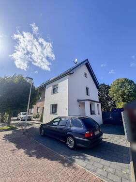 2 - 1 Zimmer Mehrfamilienhaus, Wohnhaus zum Kaufen in Geilenkirchen / Waurichen