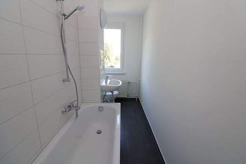 Beispiel Bad mit Wanne - 