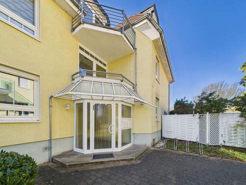 Hauseingang - 1 Zimmer Etagenwohnung zum Kaufen in Weilerswist