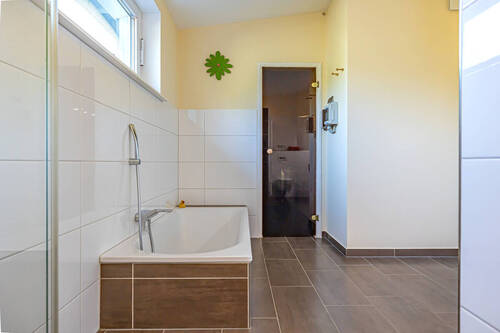 Mit Zugang zur Sauna - 