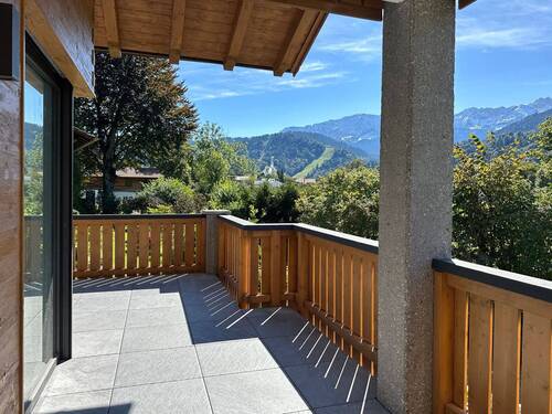 Großzügige Balkone - 