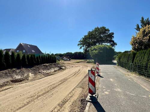 Zufahrt Baugrundstück - 