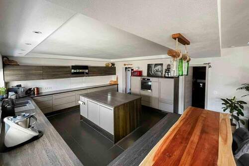 EG Küche - Exklusiv: 3-Zi.-Barrierefreie Bungalow-Wohnung mit gehobener Ausstattung!