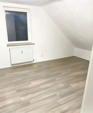 Wohnküche mit Essecke - 3 Zimmer Etagenwohnung zur Miete in Wallenfels