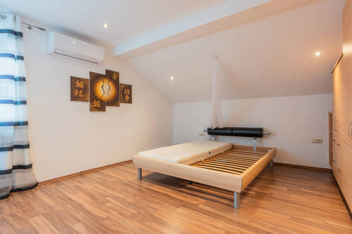 Schlafzimmer DG (1) - 