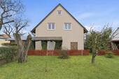 Außenansicht Front - PROVISIONSFREI - gepflegtes Einfamilienhaus in Berlin Spandau