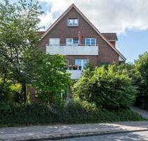 Vermietete 2-Zimmer-Wohnung mit Südterrasse und Tiefgaragenstellplatz - Hamburg Schnelsen