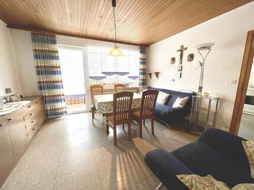 Esszimmer obere Ebene - 6 Zimmer Einfamilienhaus in Berching