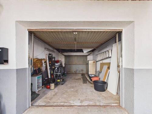 Garage - 