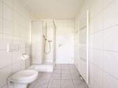 Badezimmer Ansicht 2 - 