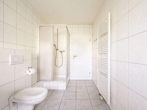 Badezimmer Ansicht 2 - 