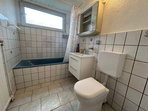 Bad - Etagenwohnung mit 80,00 m&sup2; in Dortmund zum Kaufen