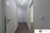ETW Nr. 4 - EG links - Flur Bild 2 - 