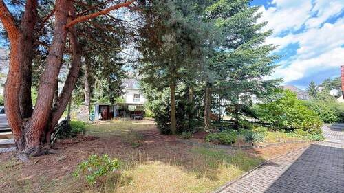 aktuelle Grundstückssituation - Grundstück in zweiter Reihe sucht Einfamilienhaus!