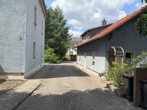 Zufahrt zum Grundstück - Grundstück zum Kaufen in Dresden