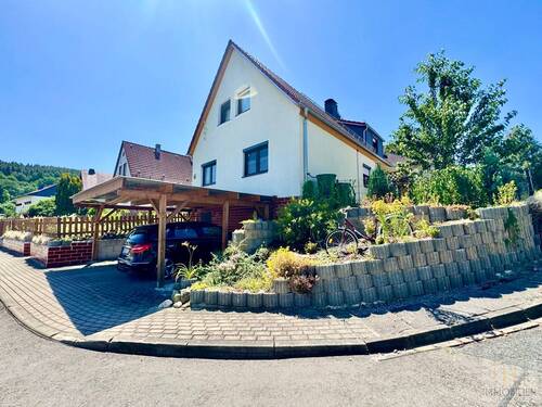 Straßenansicht - 