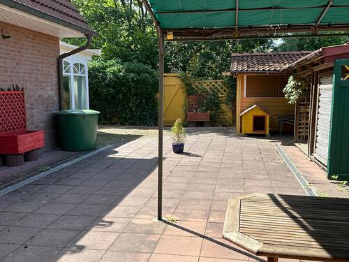 10_Hof_Blick aus Sauna.jpeg - 