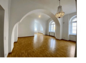 Großer, offener Wohnbereich - Etagenwohnung mit 135,00 m&sup2; in Bad Reichenhall zum Kaufen