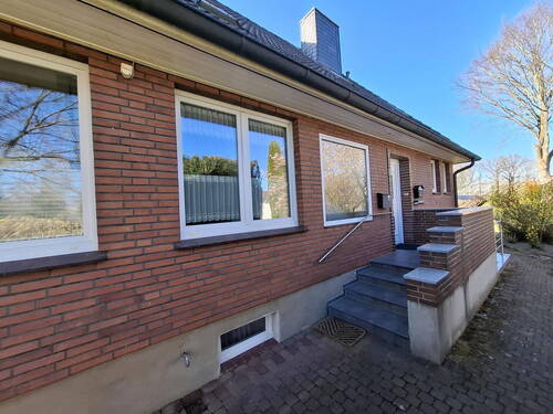 Eingangsbereich - 7 Zimmer Einfamilienhaus zum Kaufen in Lüneburg