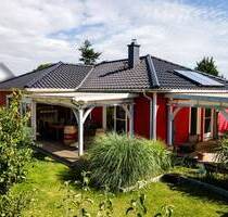 ~~Wo rotes Holz auf nordische Idylle trifft - Ihr Zuhause bei Bergen auf Rügen~~ - Bergen auf Rügen / Tilzow