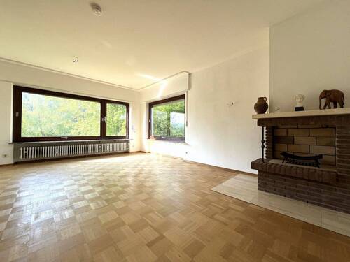Wohnen - 4 Zimmer Etagenwohnung in Aidlingen