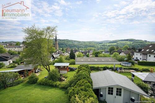 Ausblick - 5 Zimmer Reihenendhaus zum Kaufen in Hausen