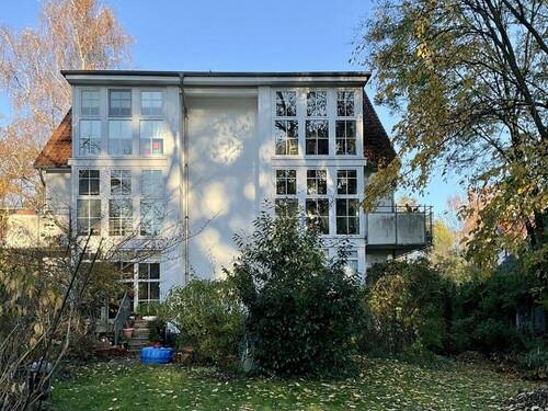 Hausansicht - 2 Zimmer Etagenwohnung zum Kaufen in Berlin