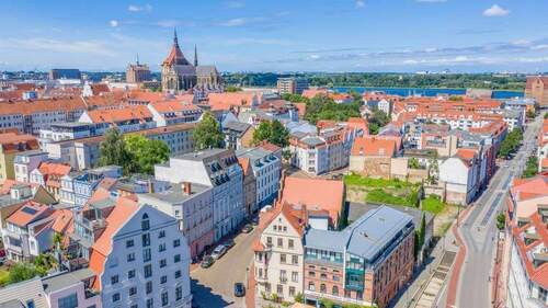 Altstadt - Freie 3-Zimmer-Altbauwohnung in der östlichen Altstadt