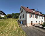 Gebäudeansicht - 4 Zimmer Doppelhaushälfte in Dürbheim