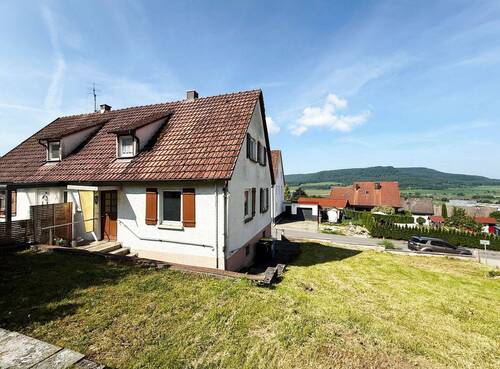 Gebäudeansicht - Doppelhaushälfte mit 71,00 m&sup2; in Dürbheim zum Kaufen